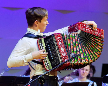 Девять музыкантов и танцоров из Вологодской области стали призерами конкурса «Молодые дарования России»
